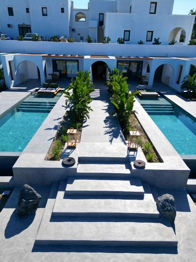 Villa Numa Santorini à Fira  Extérieur photo