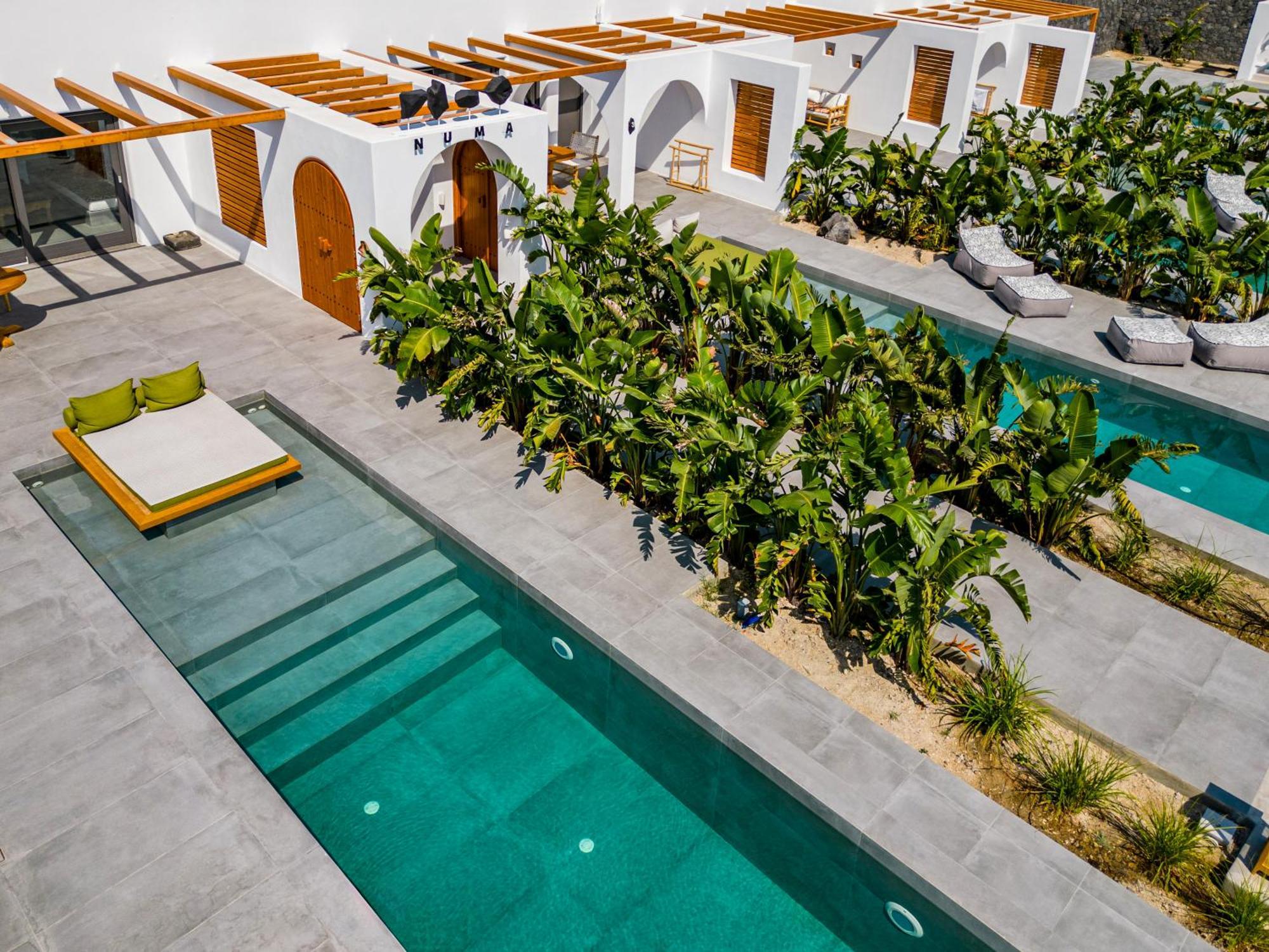 Villa Numa Santorini à Fira  Extérieur photo
